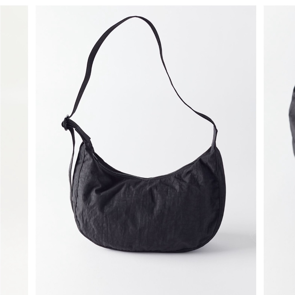 NWT black BAGGU medium nylon crescent bag
